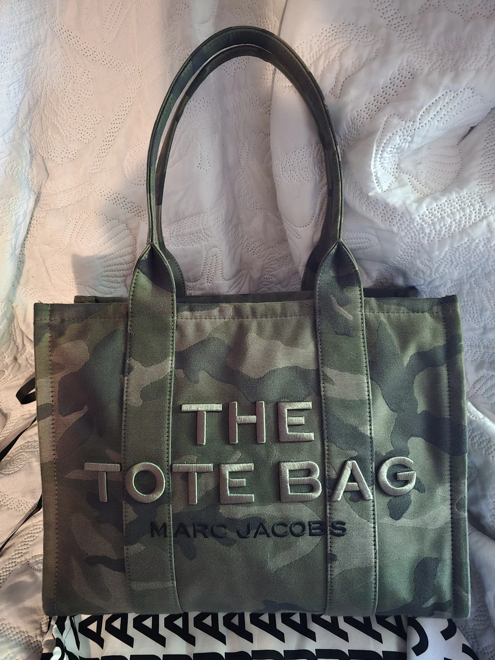 Marc Jacobs The Tote Bag in Camouflage Green LARGE 17x6x13